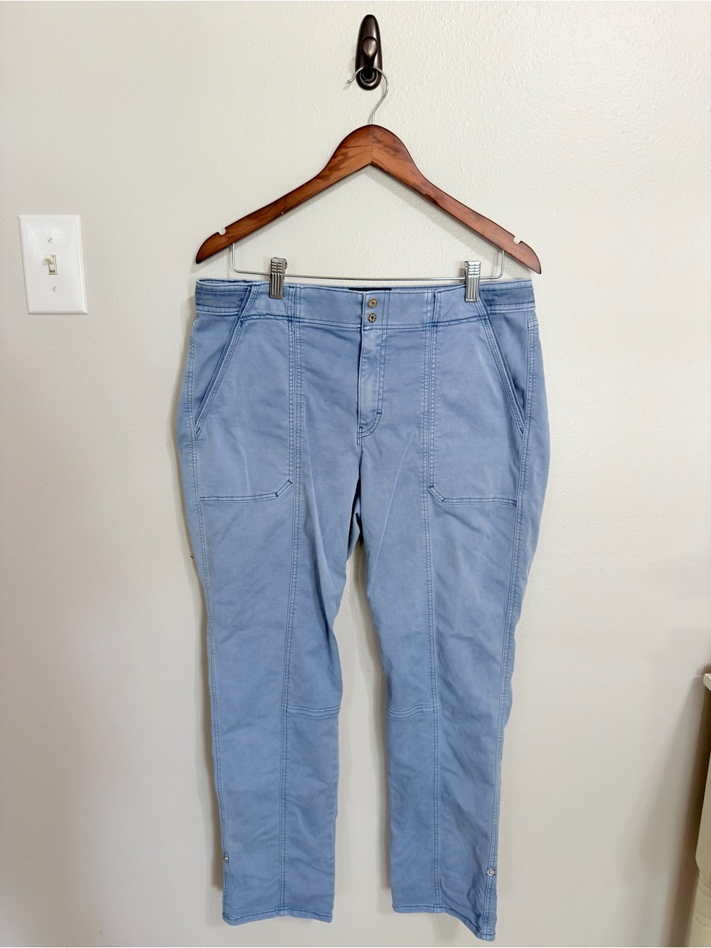 White House Black Market High Rise Slim Ankle Pret-A-Jet Pants Blue Chambray